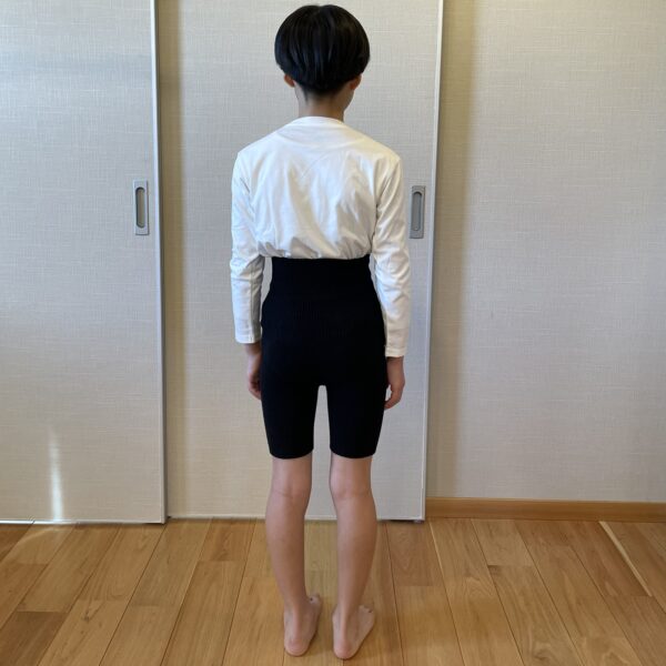 成長期の冷え対策に◎こっそり温活  絹×コットン ジュニアのはらまきパンツ - 画像 (6)